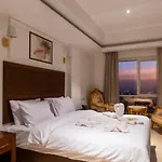 Alhattali Hotel